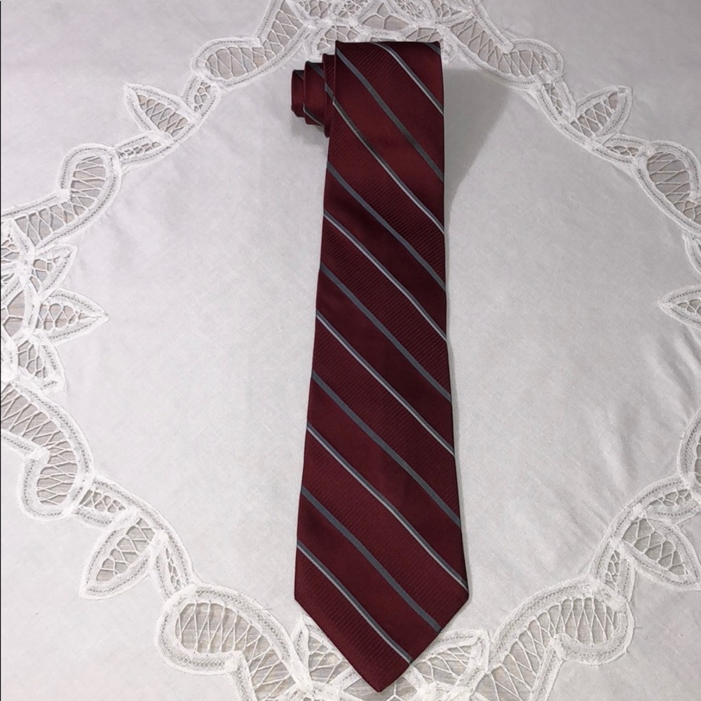 JONES NEW YORK Maroon Silver Stripe 60” Silk Tie Office Professional Business - Picture 1 of 6